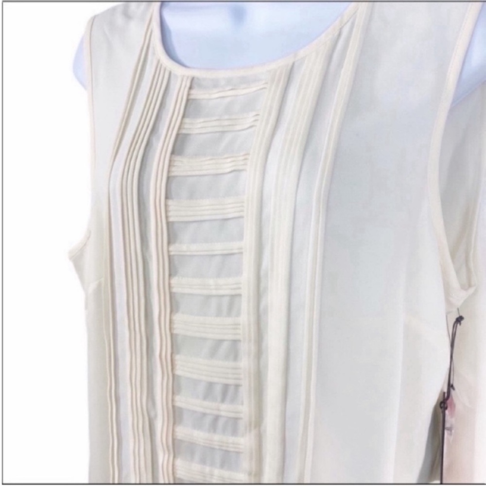VINCE CAMUTO pleated sleeveless blouse top NEW cream - Picture 4 of 10